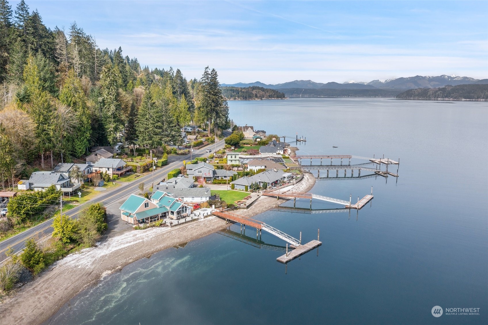 8371 Highway 106 Union, WA 98592 - Photo 23 of 29 a view of a lake with a mountain