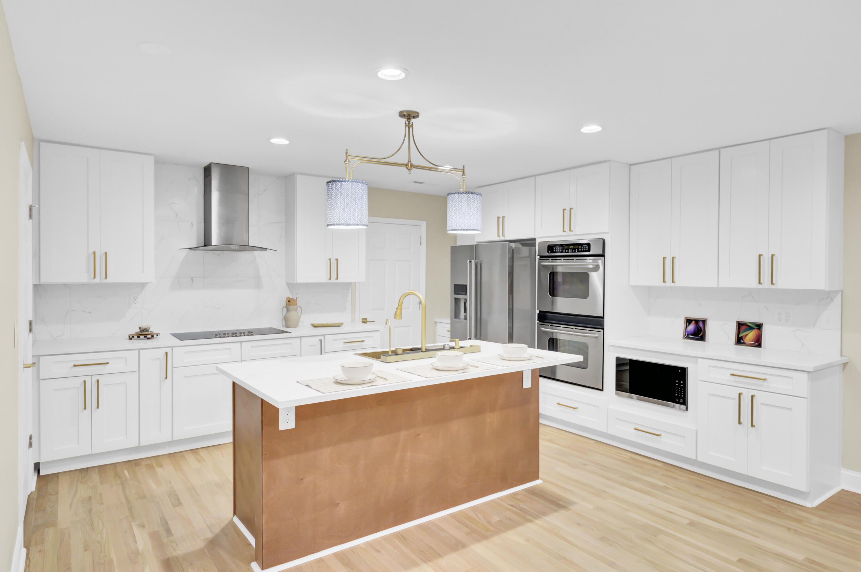 6008 Rembert Drive Hanahan, SC 29410 - Photo 2 of 40 (17)