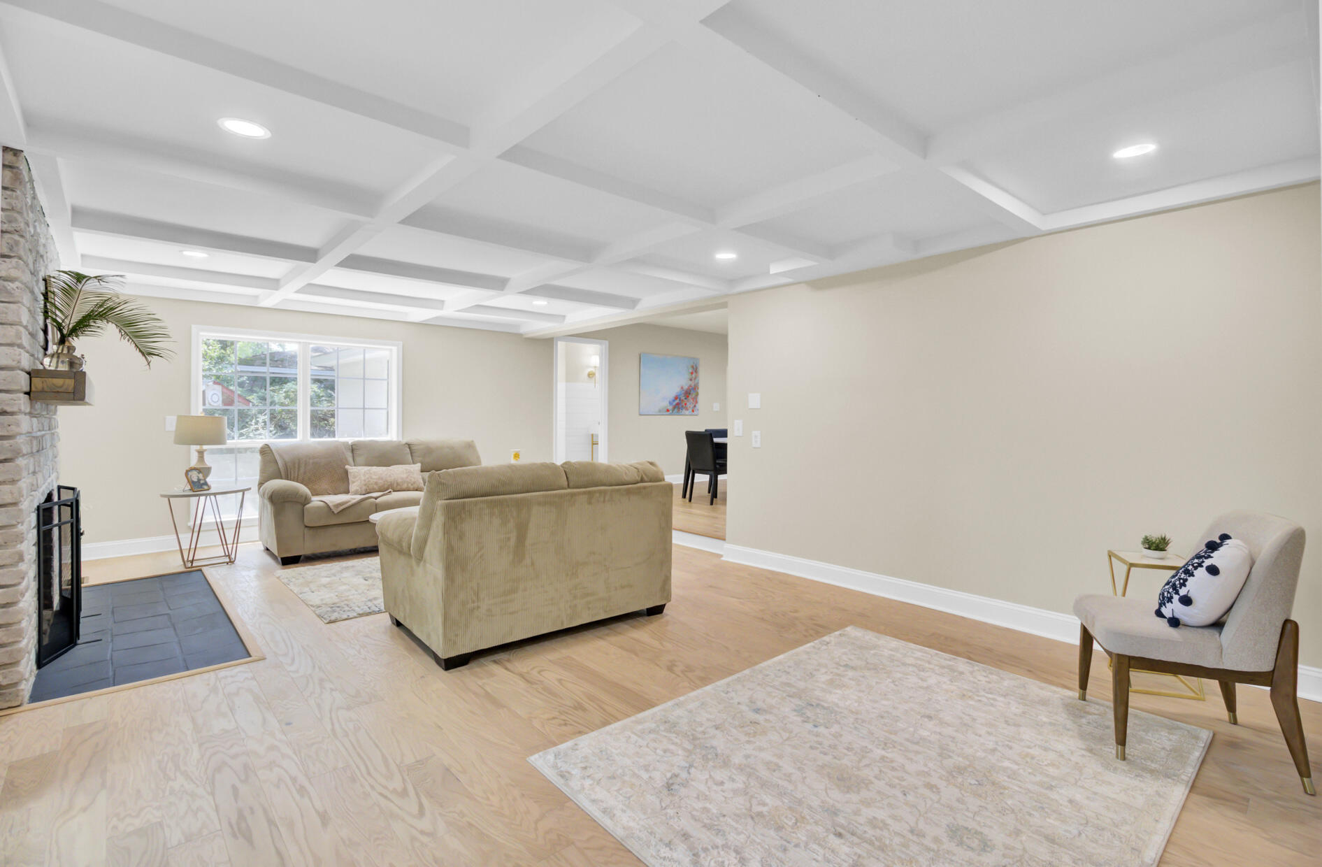 6008 Rembert Drive Hanahan, SC 29410 - Photo 23 of 40 (13)