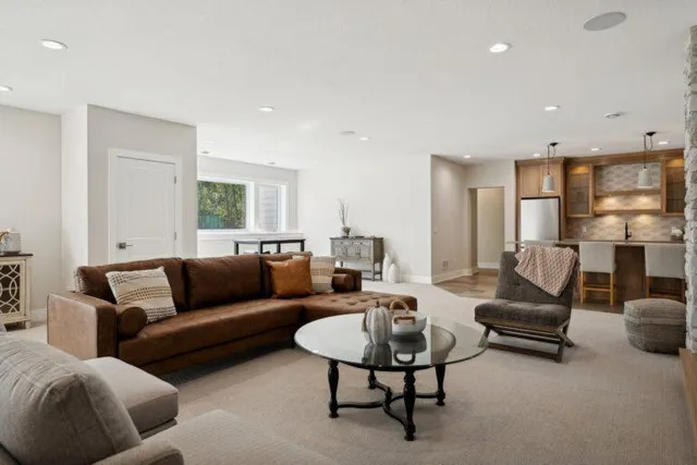 $1,575,000 | 2-xx Stonebrooke Curve, Shakopee, MN 55379