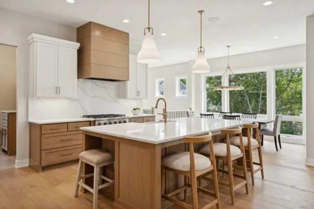 $1,575,000 | 2-xx Stonebrooke Curve, Shakopee, MN 55379