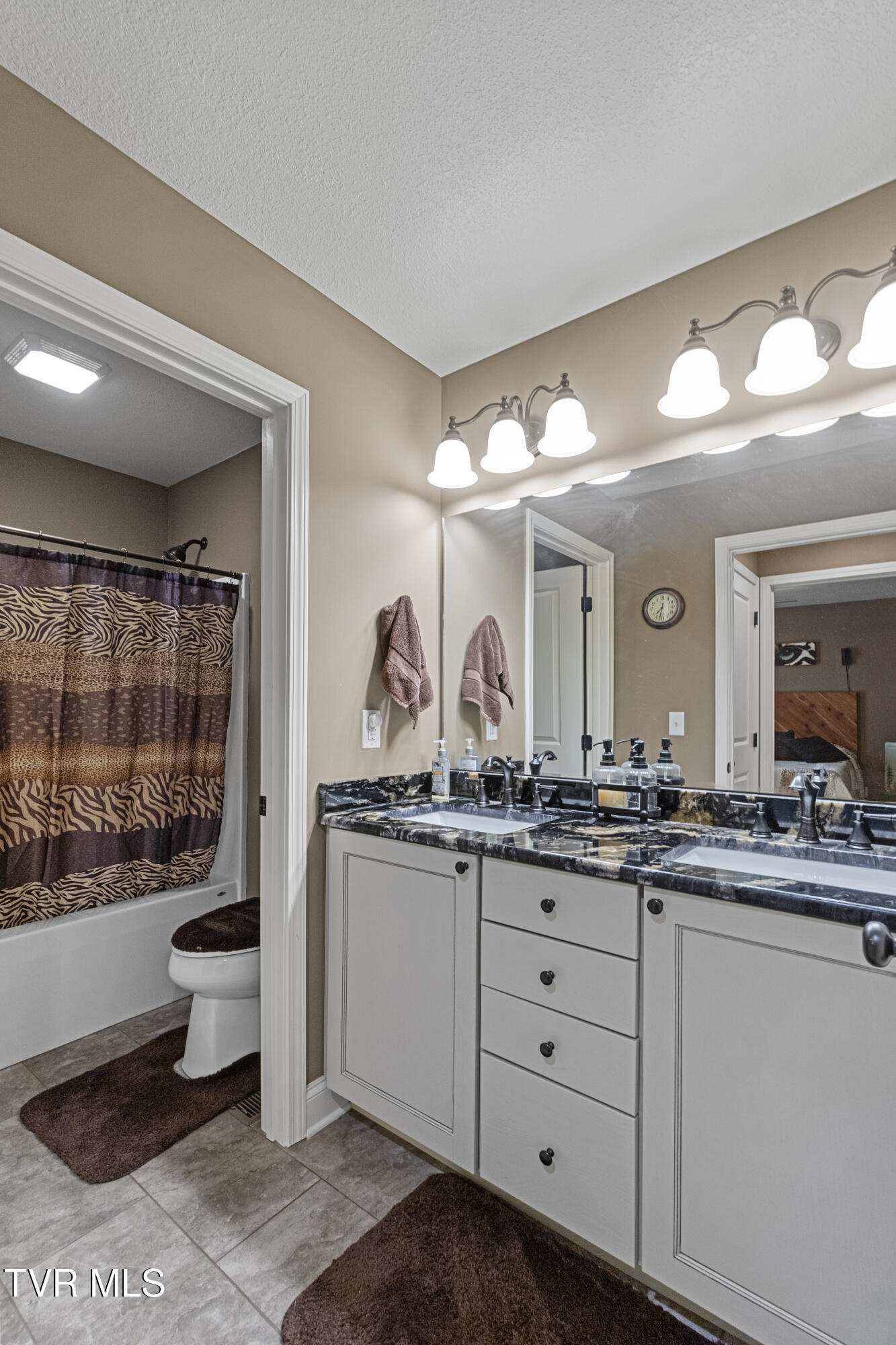 1095 Afton Road Afton, TN 37616 - Photo 25 of 63 DSC08861