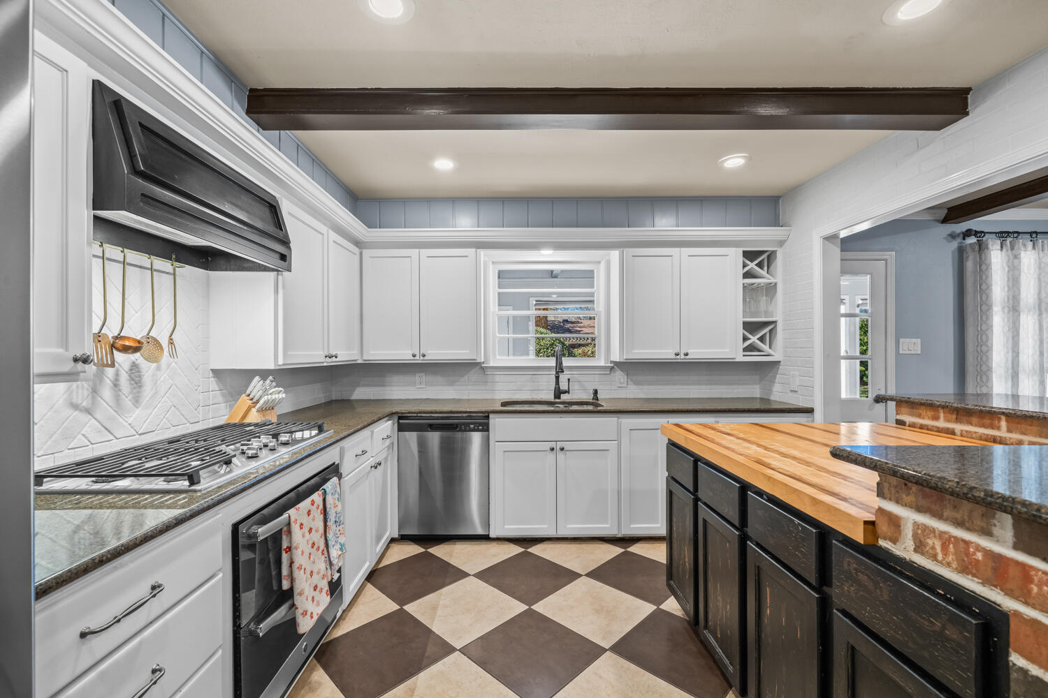 3206 56th Street Lubbock, TX 79413 - Photo 9 of 32 3206 56th St-37