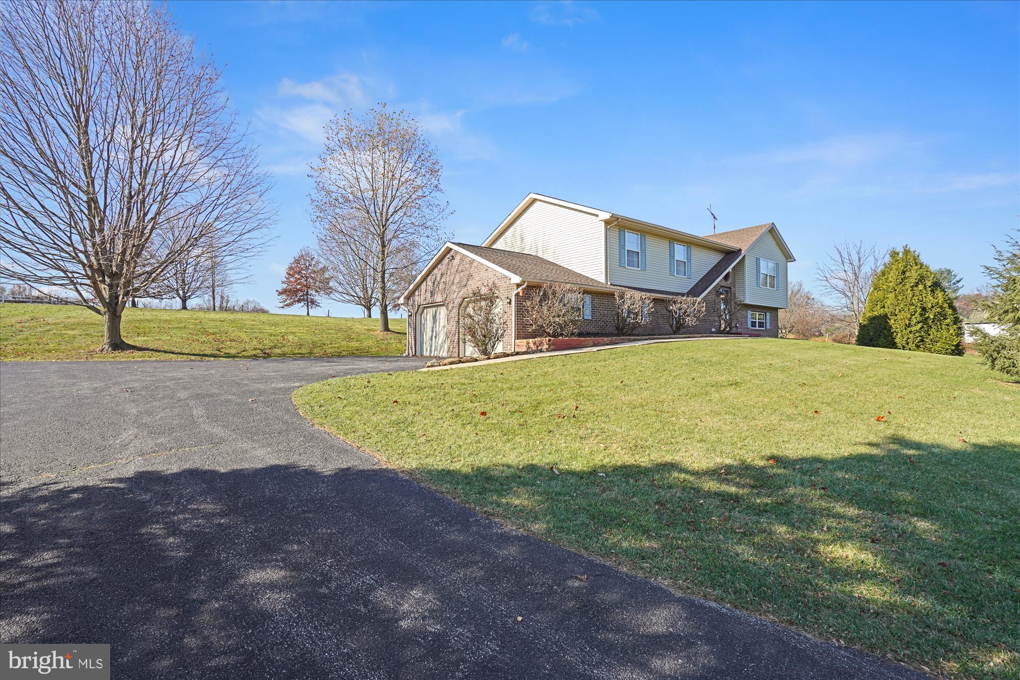 13168 Fishel Road Felton, PA 17322 - Photo 3 of 25