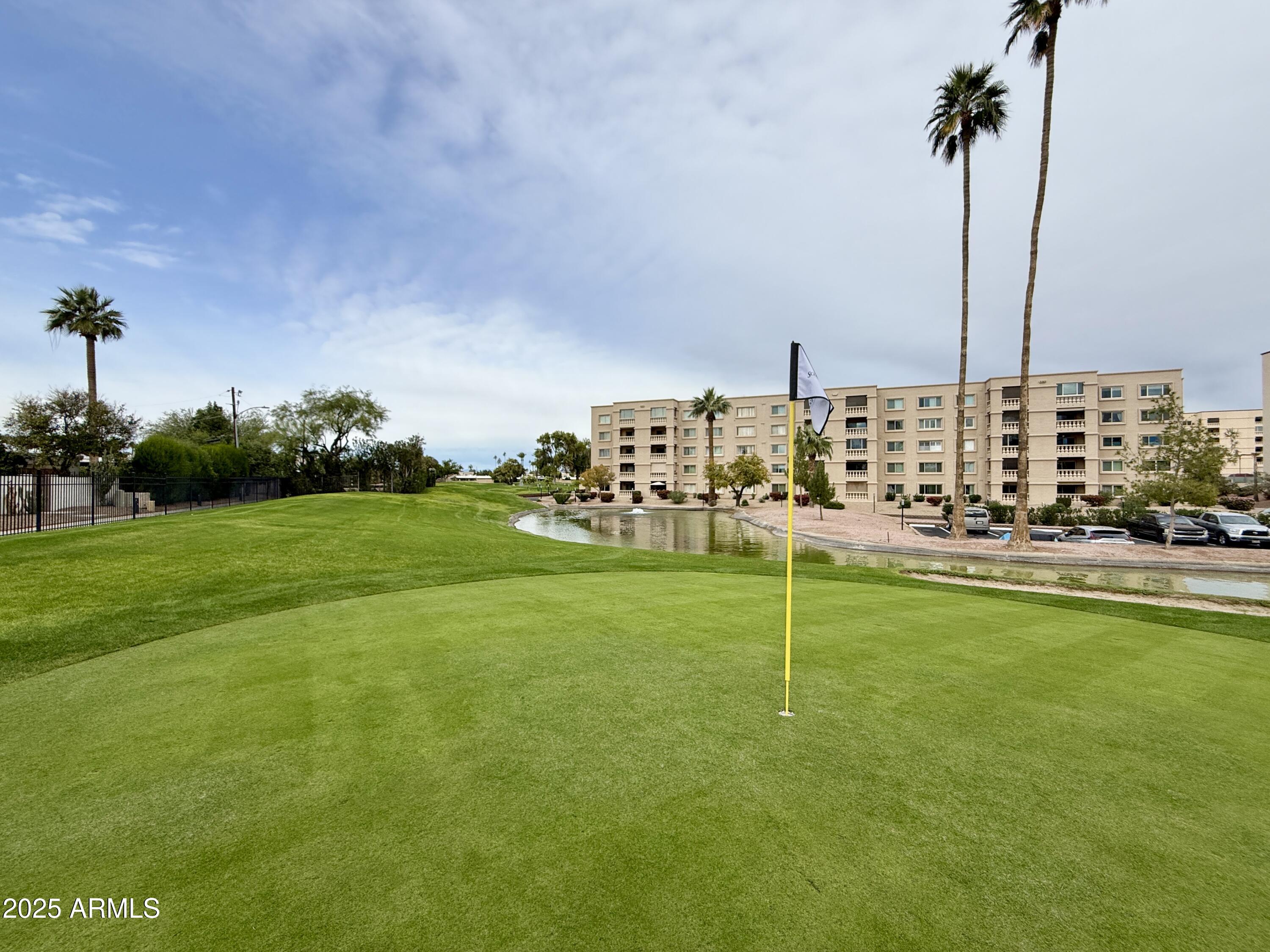 7930 East Camelback Road, Unit 709 Scottsdale, AZ 85251 - Photo 33 of 41 a view of a patio