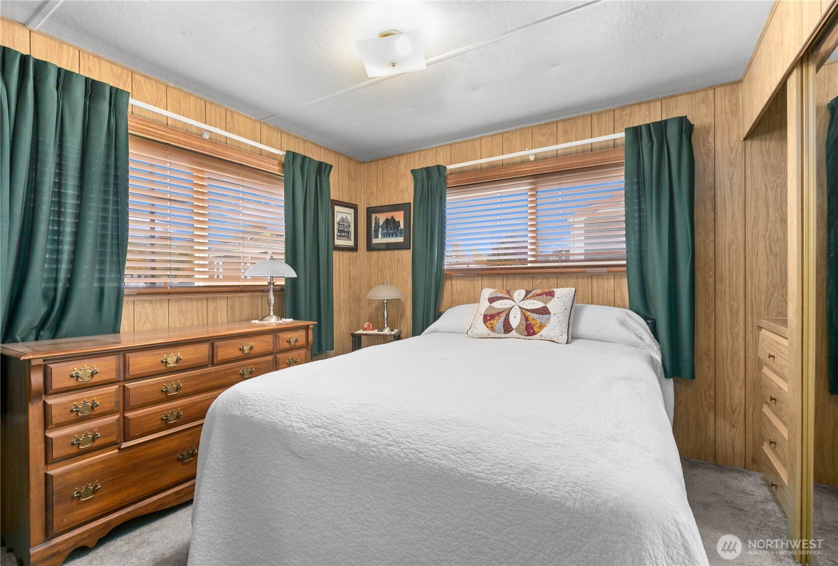 2522 Old Highway 99 South Road, Unit 2 Mount Vernon, WA 98273 - Photo 12 of 20 a bedroom with a bed and a window