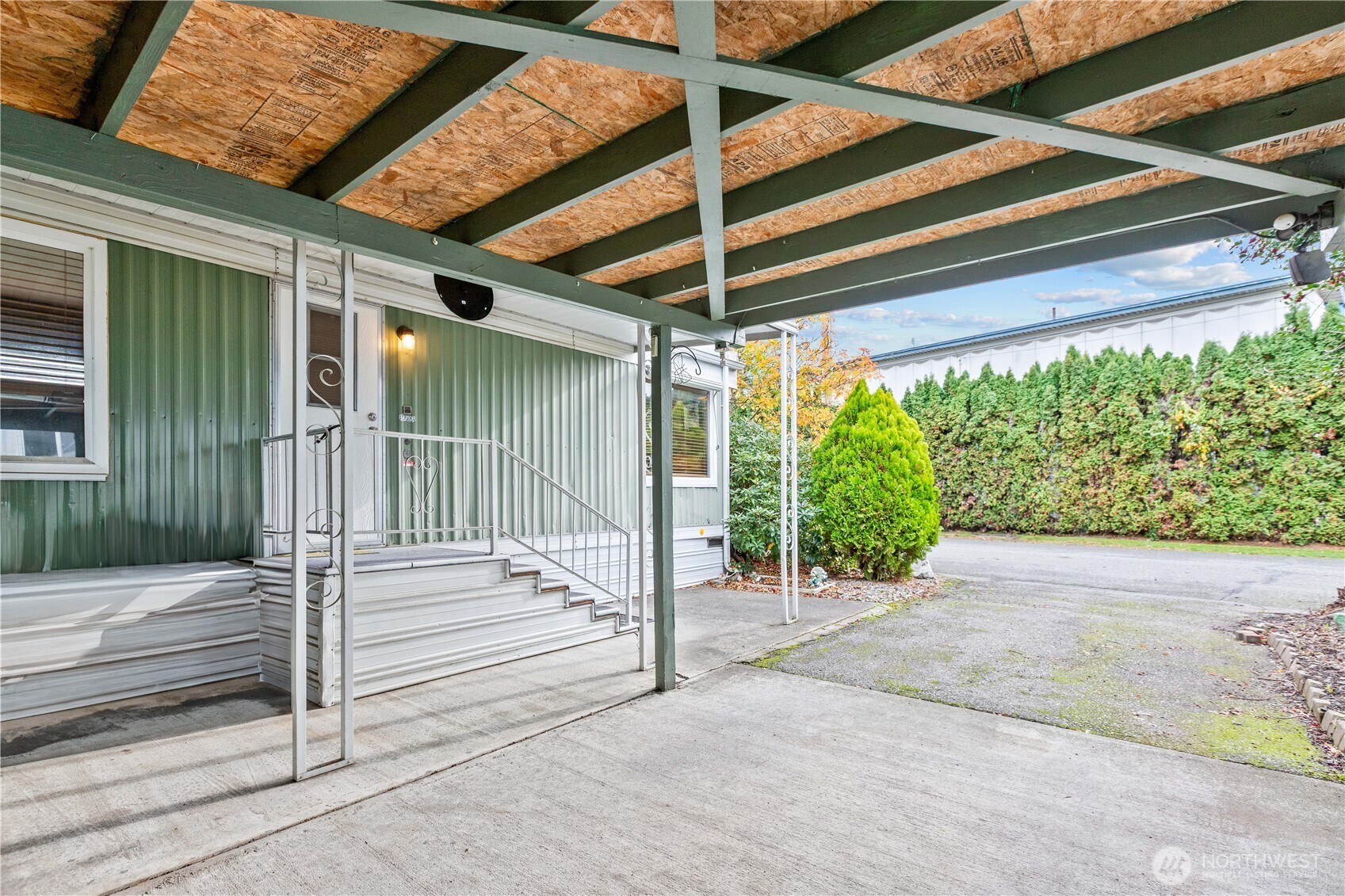 2522 Old Highway 99 South Road, Unit 2 Mount Vernon, WA 98273 - Photo 2 of 20 a view of porch with seating space
