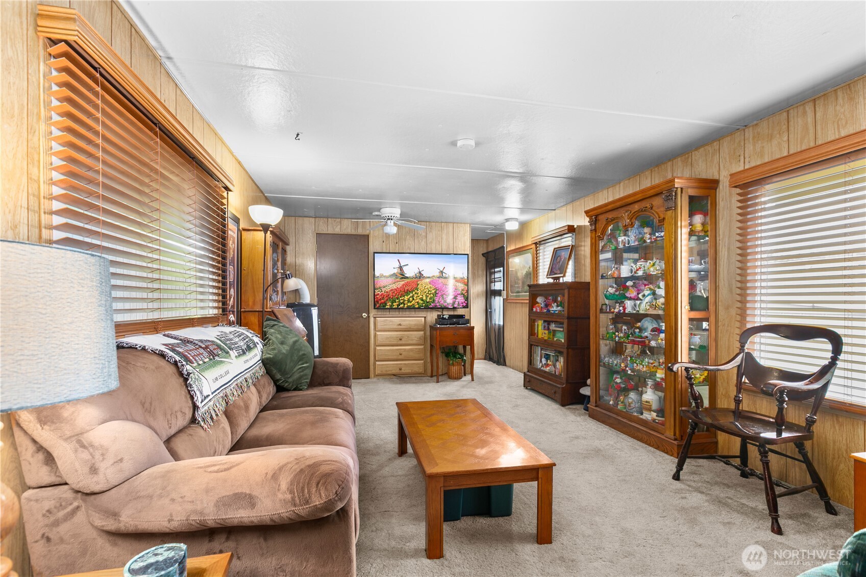 2522 Old Highway 99 South Road, Unit 2 Mount Vernon, WA 98273 - Photo 4 of 20 a living room with furniture and a large window