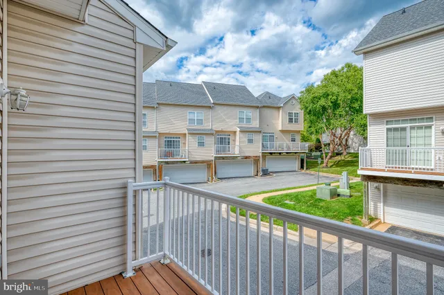 $2,700 | 557 Rhapsody Court, Unit 557, Cockeysville, MD 21030