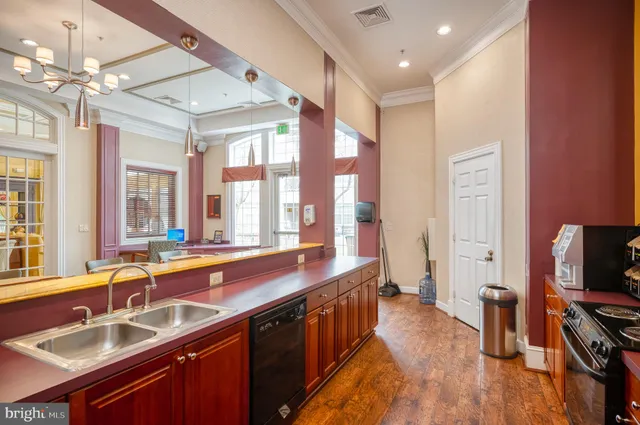 $2,700 | 557 Rhapsody Court, Unit 557, Cockeysville, MD 21030