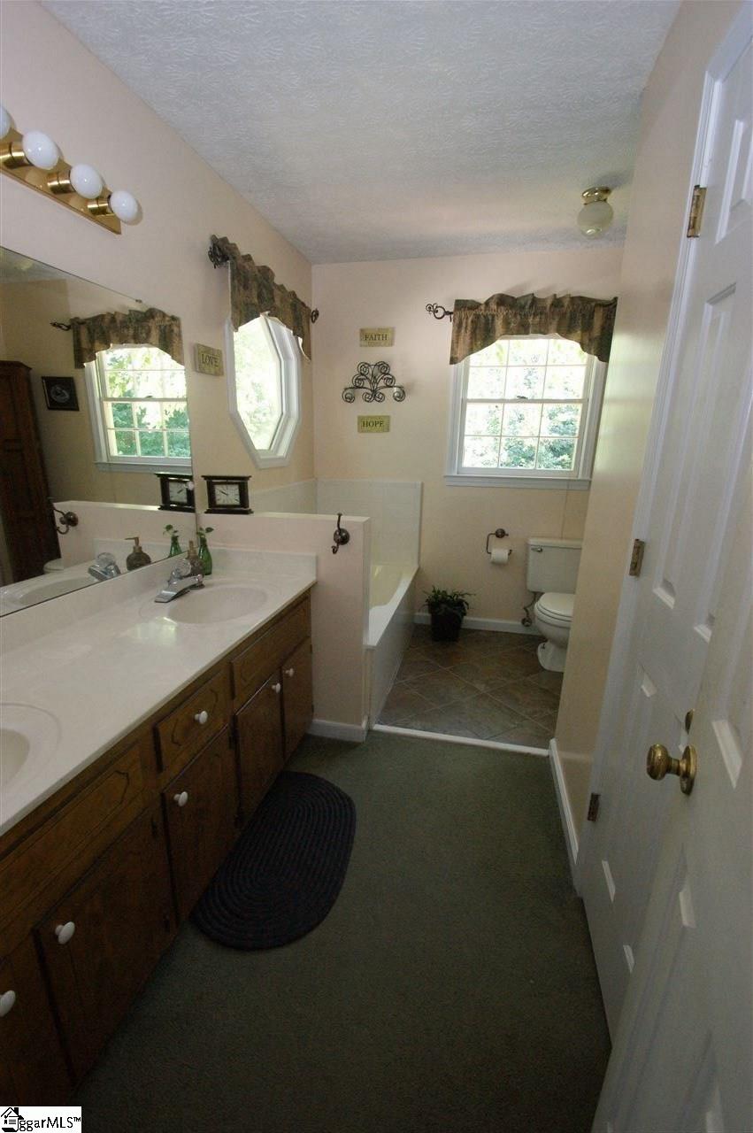 700 East Silverleaf Street Greer, SC 29650 - Photo 11 of 21 Gallery Image 11