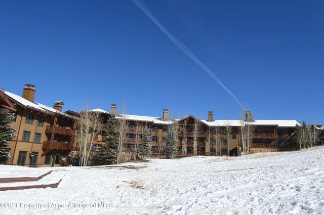 $29,500 | 197 Prospector Road, Unit 2412 SUMMER INTEREST #10, Aspen, CO 81611