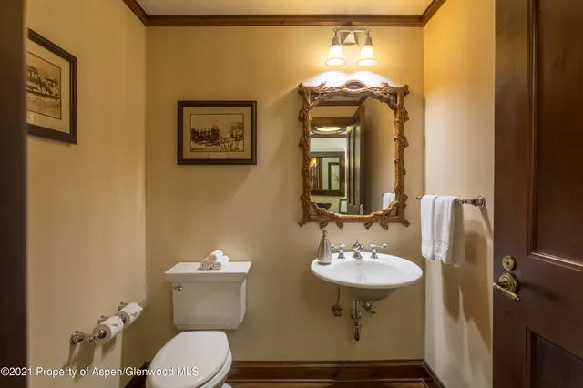 $29,500 | 197 Prospector Road, Unit 2412 SUMMER INTEREST #10, Aspen, CO 81611