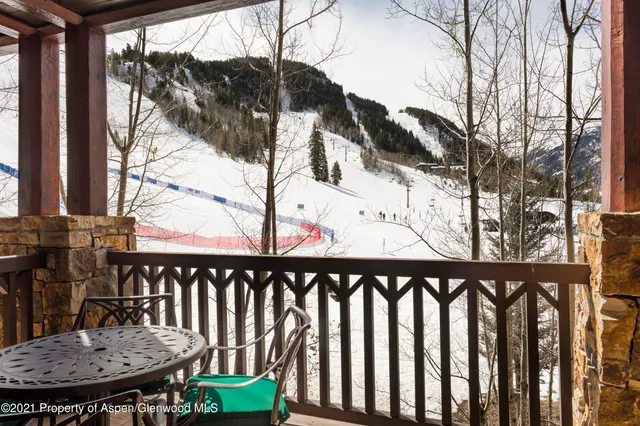$29,500 | 197 Prospector Road, Unit 2412 SUMMER INTEREST #10, Aspen, CO 81611