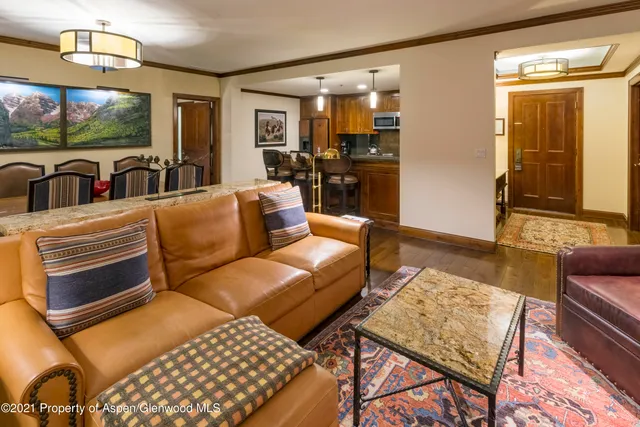 $29,500 | 197 Prospector Road, Unit 2412 SUMMER INTEREST #10, Aspen, CO 81611