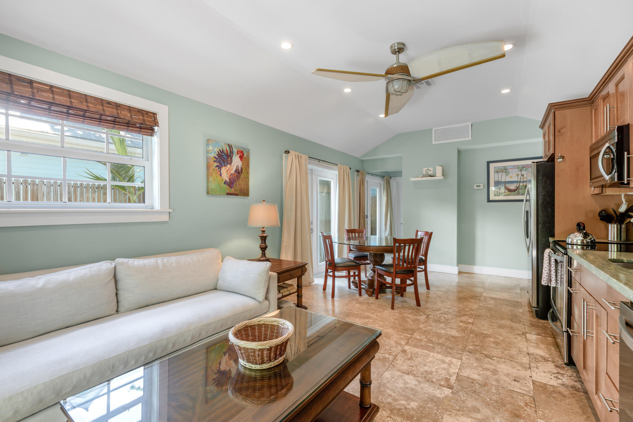 525 Simonton Street Key West, FL 33040 - Photo 35 of 60 Villa Living room