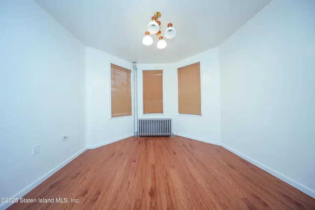 $890,000 | 146 Cedar Avenue | South Beach