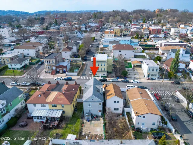 $890,000 | 146 Cedar Avenue | South Beach