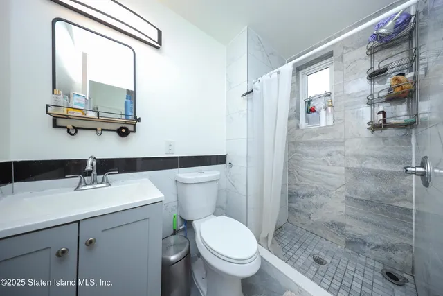 $890,000 | 146 Cedar Avenue | South Beach