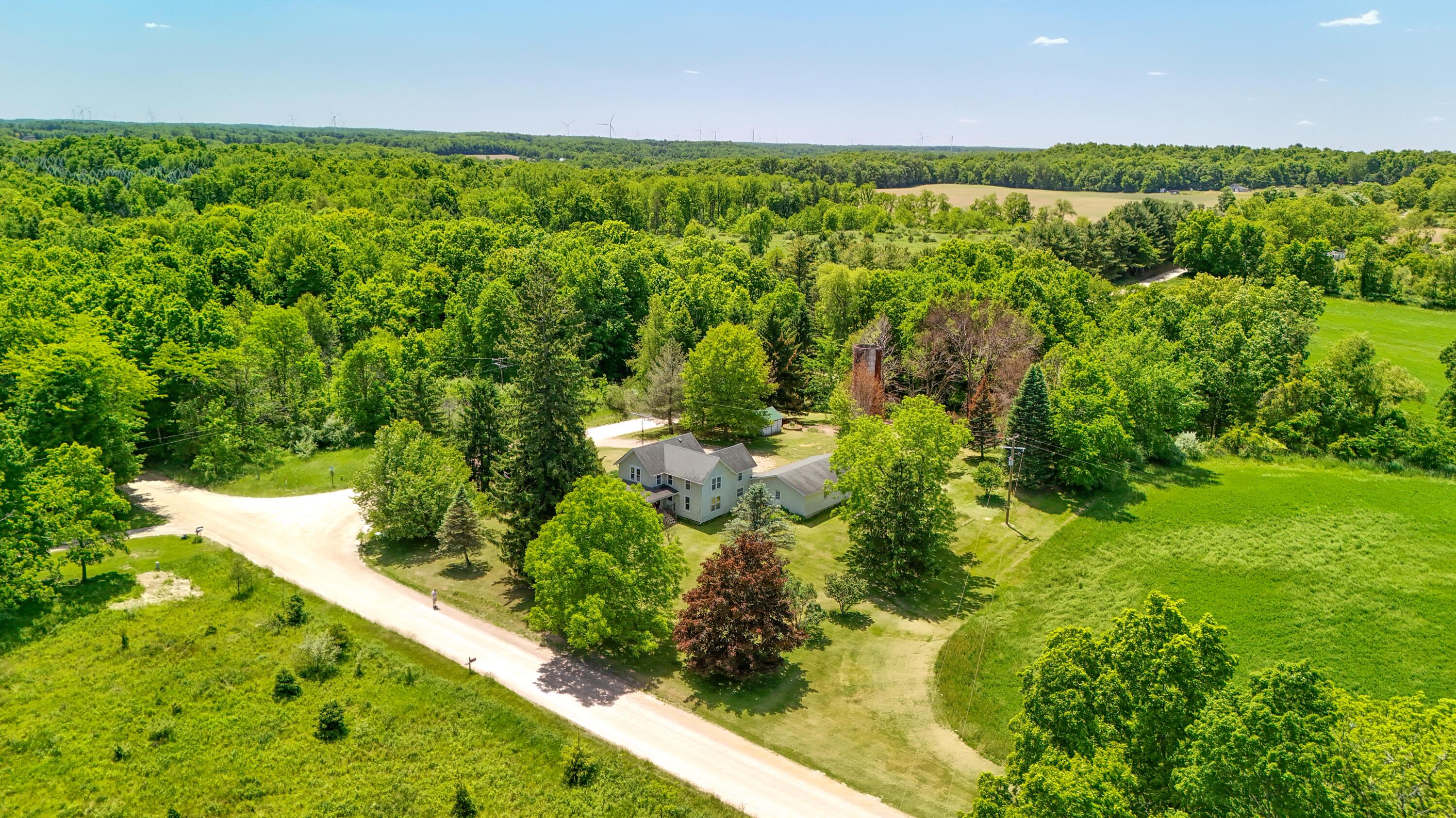 7500 Bilby Road Jerome, MI 49249 - Photo 30 of 31 DJI_20260603020732_0051_E