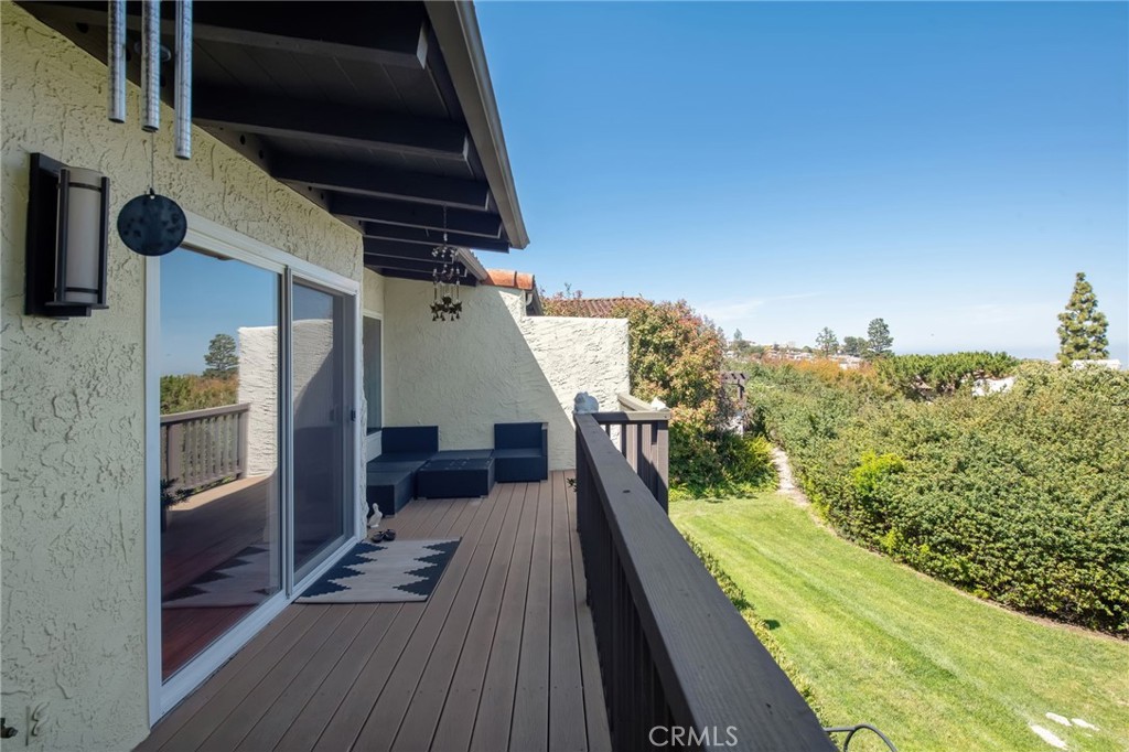 97 Cypress Way Rolling Hills Estates, CA 90274 - Photo 12 of 26