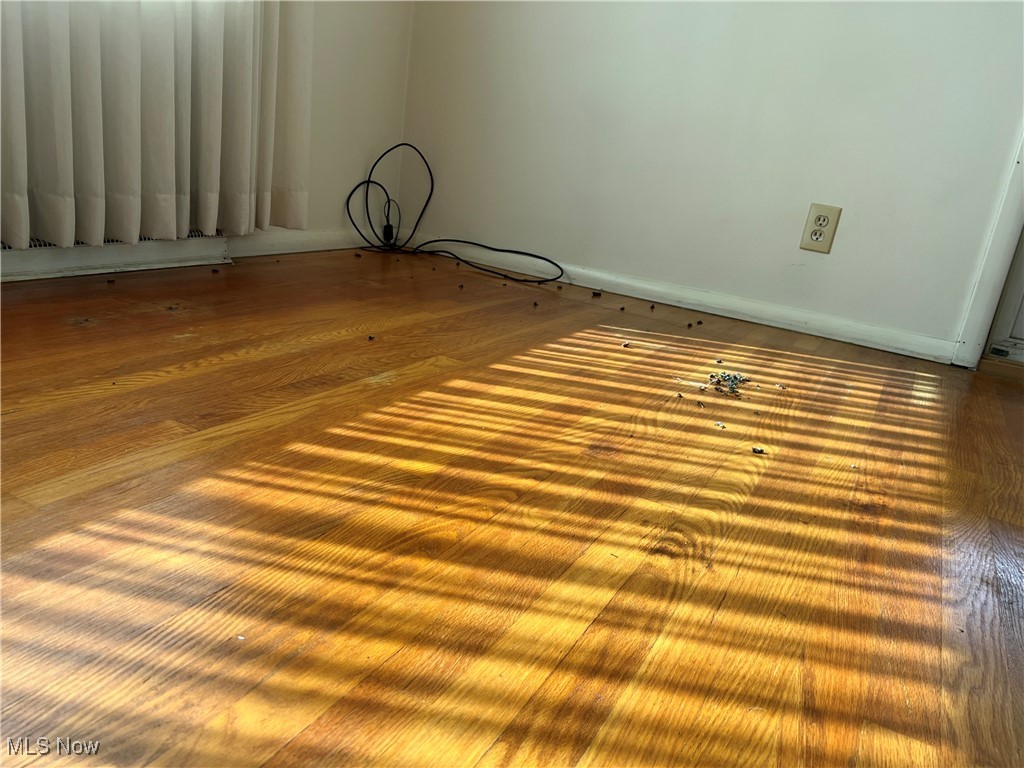 2375 Burnham Road Akron, OH 44333 - Photo 6 of 39 Living room featuring light hardwood / wood-style floors