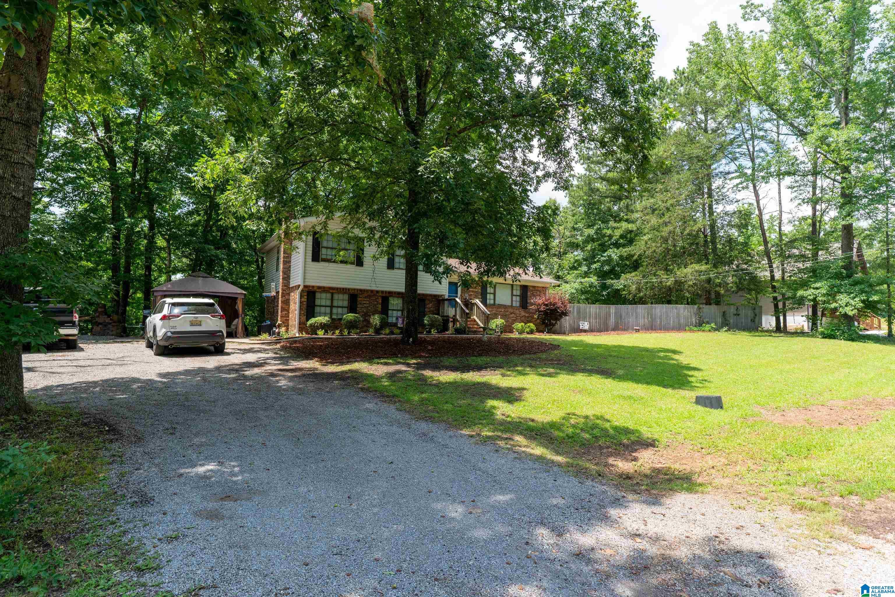 325 Ridgewood Drive Hayden, AL 35079 - Photo 12 of 67