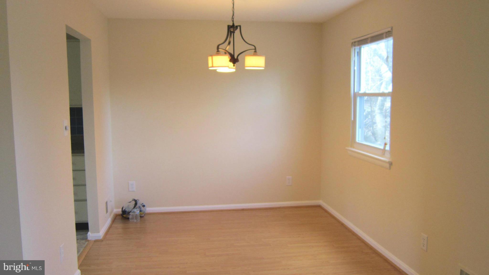 17124 Whites Road Poolesville, MD 20837 - Photo 4 of 17 Dining Room View