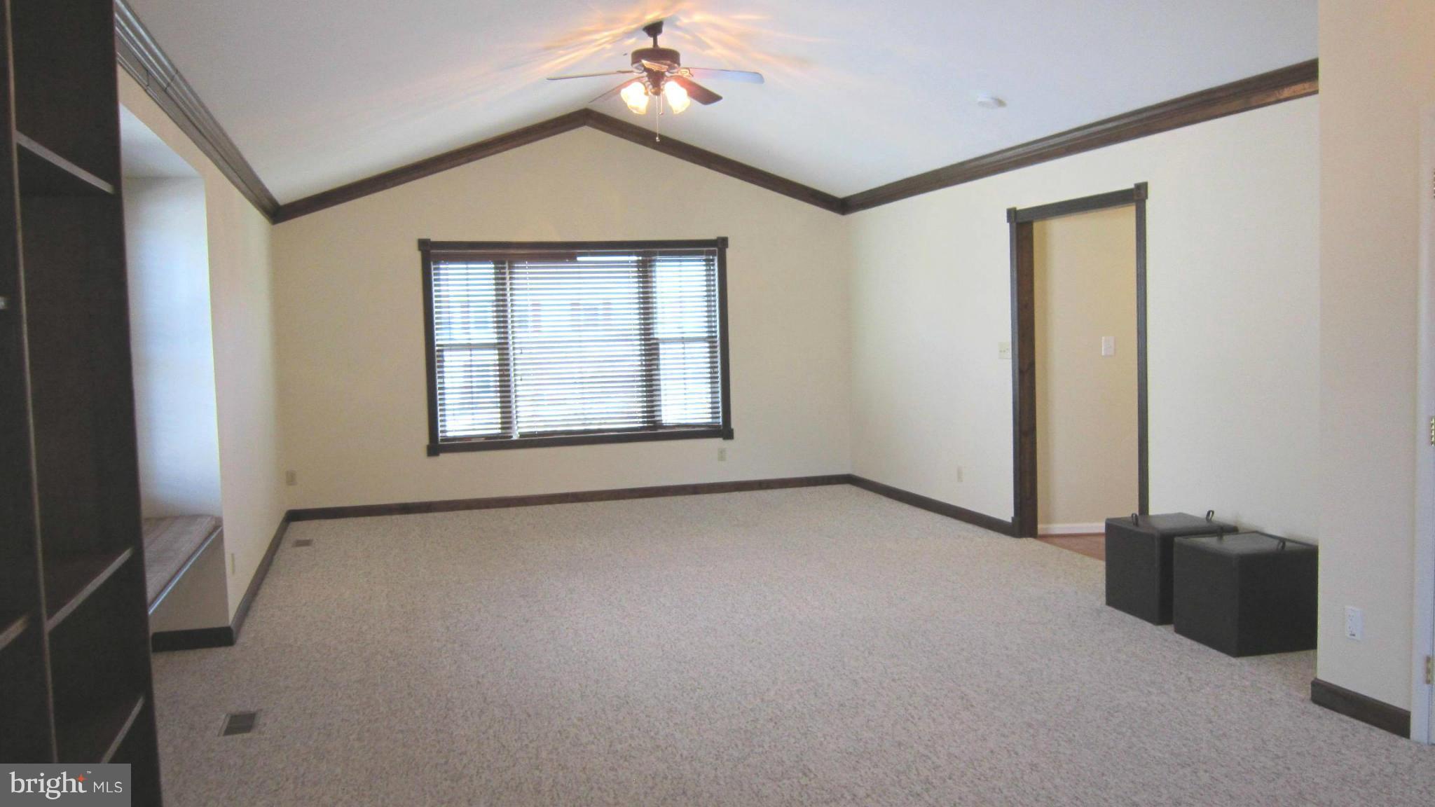 17124 Whites Road Poolesville, MD 20837 - Photo 7 of 17 Great Room Addition !