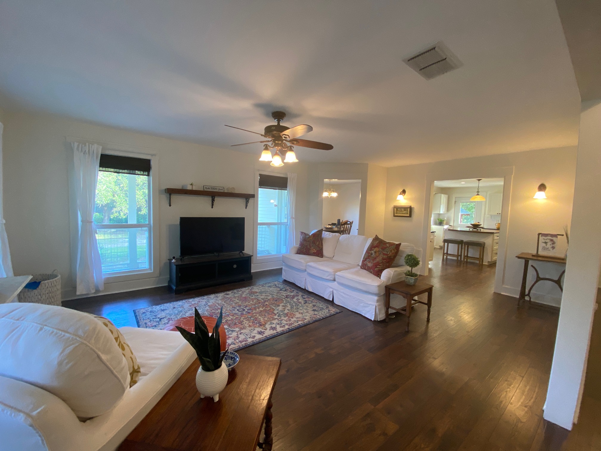 306 Plainview Road Wimberley, TX 78676 - Photo 5 of 29 Cozy living room well lit with sunlight