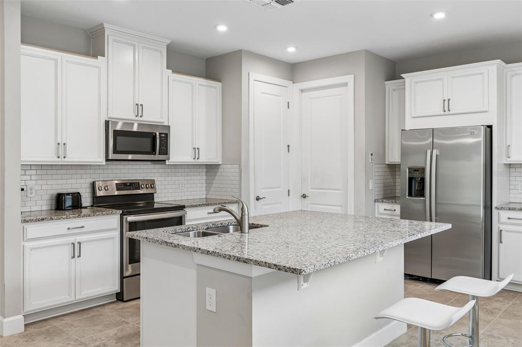 2159 Palm Tree Drive Kissimmee, FL 34759 - Photo 12 of 50