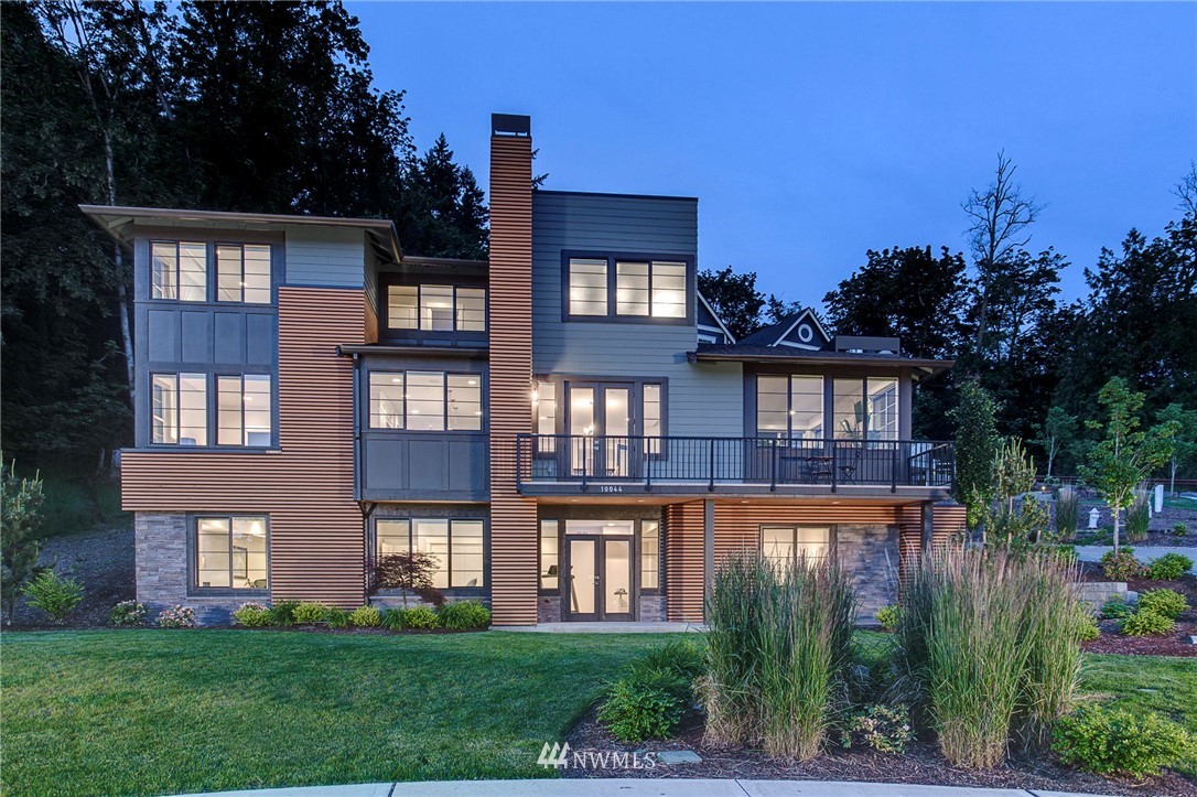 10044 Northeast 162nd Street Bothell, WA 98011 - Photo 1 of 40 Gallery Image 1