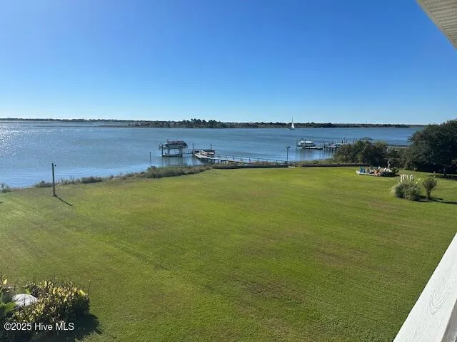 $3,500 | 120 Hugh Edens Lane, Unit B, Hampstead, NC 28443