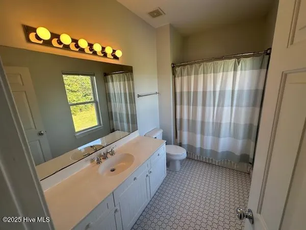 $3,500 | 120 Hugh Edens Lane, Unit B, Hampstead, NC 28443
