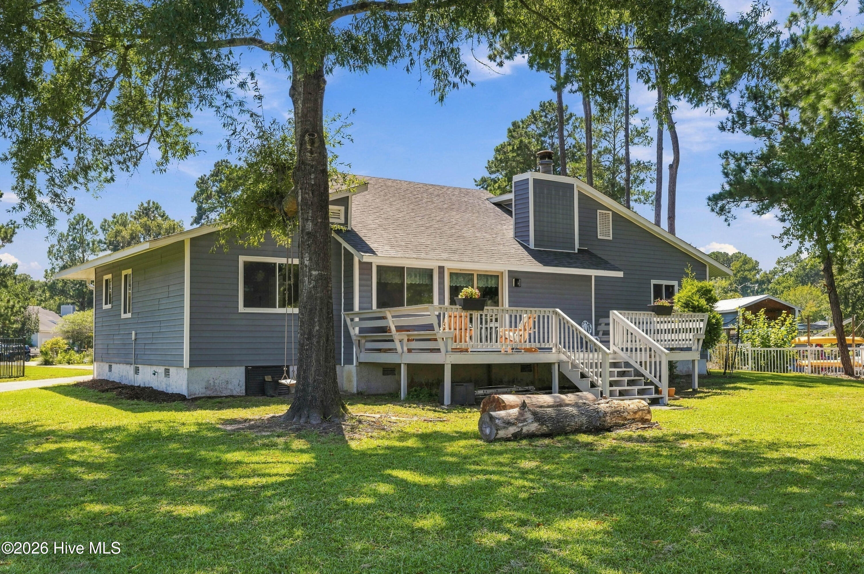 107 Knotline Road New Bern, NC 28562 - Photo 50 of 67 52_back left exterior