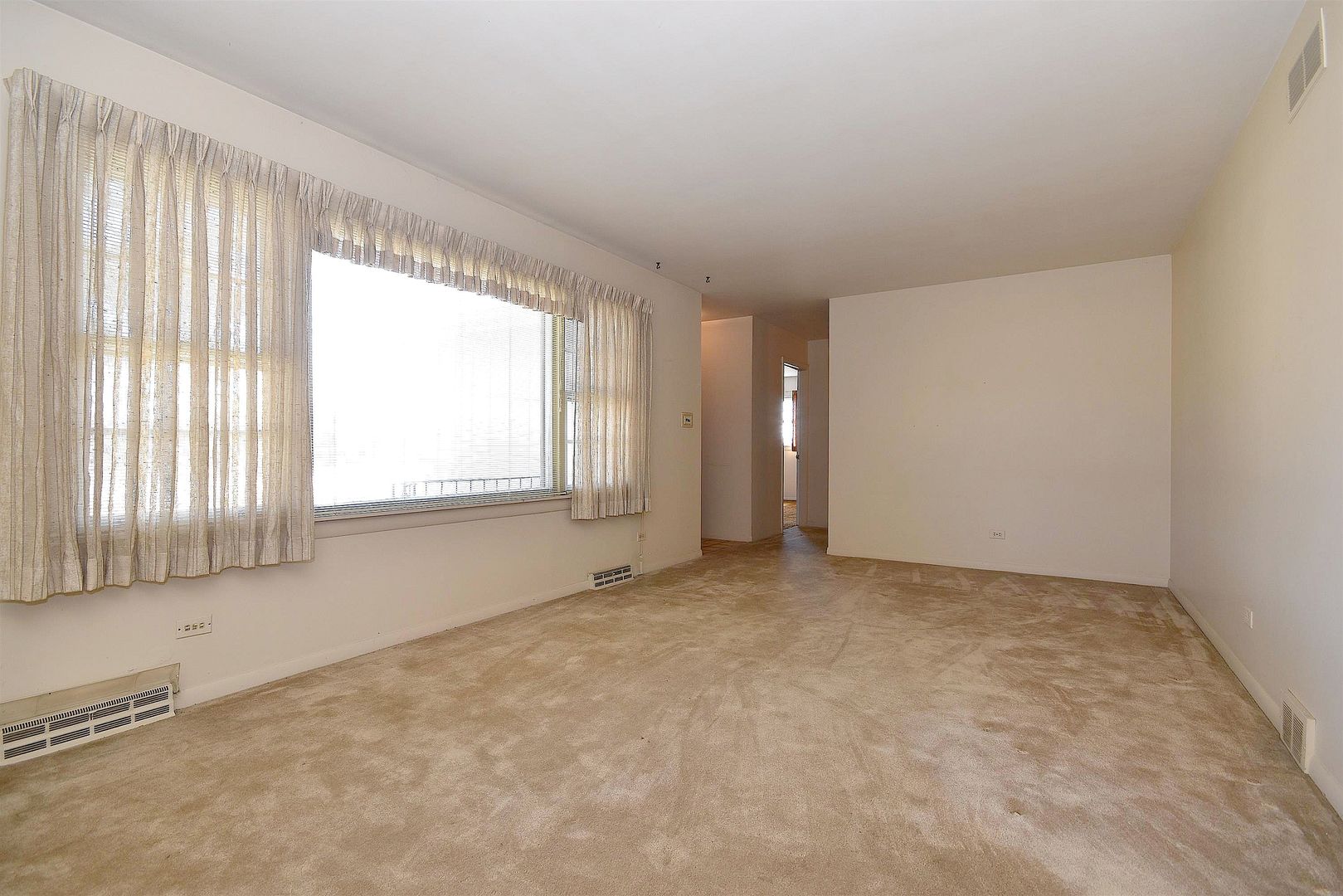 4-n024 Swift Road Addison, IL 60101 - Photo 8 of 20