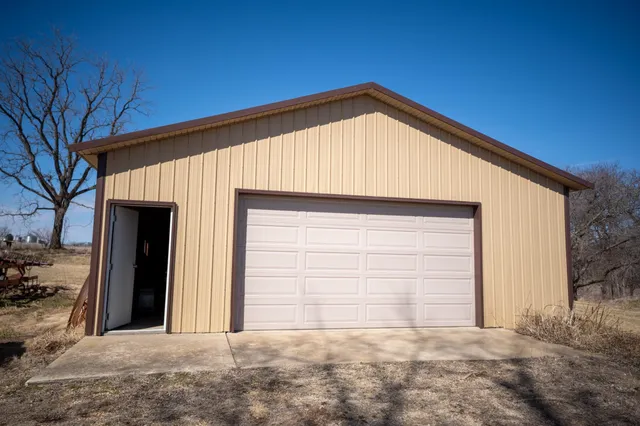 $795,000 | 10385 North Rock City Road, Leaf River, IL 61047