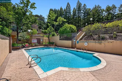$940,000 | 3279 Mt Diablo Court, Unit 18, Lafayette, CA 94549
