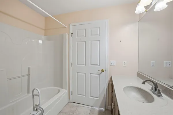 $210,000 | 9735 Wildwood Court, Unit 1B, Highland, IN 46322