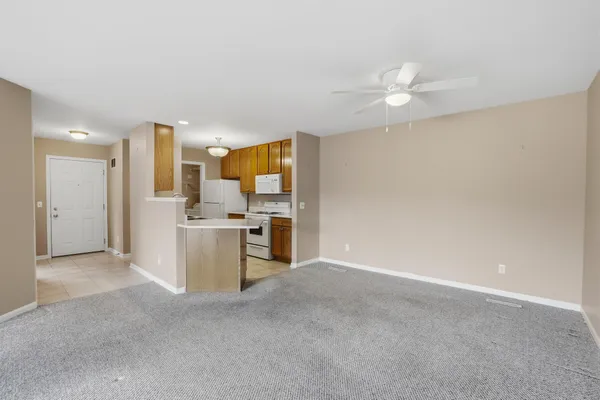 $210,000 | 9735 Wildwood Court, Unit 1B, Highland, IN 46322