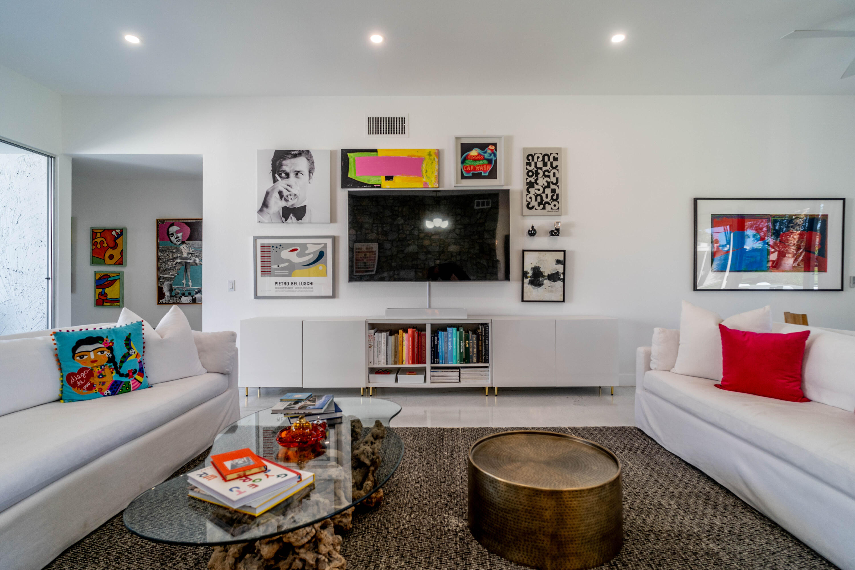 45705 Pawnee Road Indian Wells, CA 92210 - Photo 15 of 59 a living room with furniture and a flat screen tv