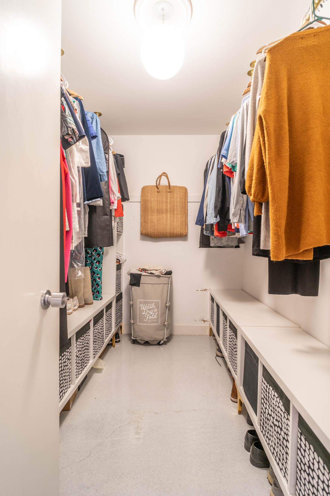 45705 Pawnee Road Indian Wells, CA 92210 - Photo 34 of 59 a view of walk in closet with clothes and shoes
