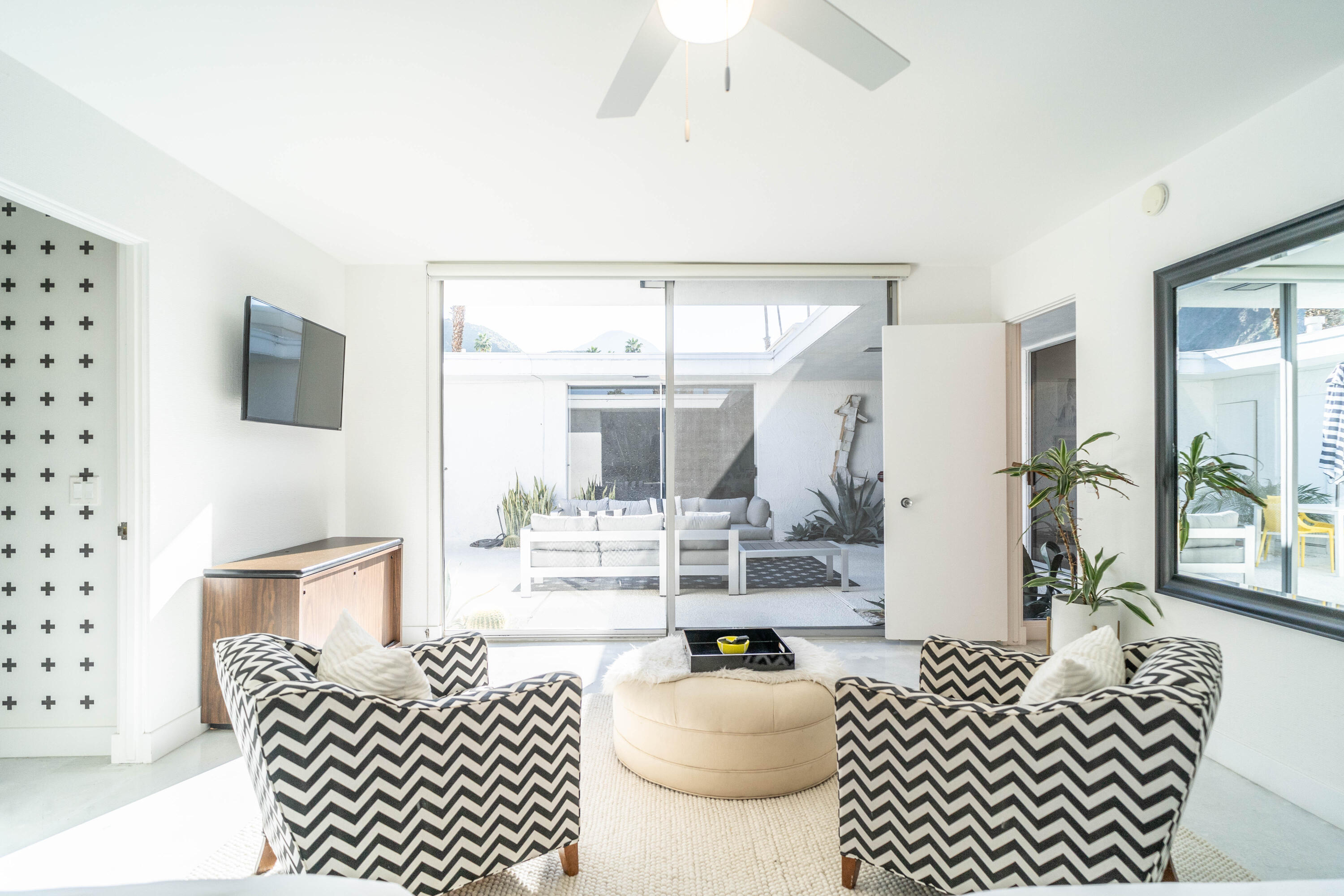 45705 Pawnee Road Indian Wells, CA 92210 - Photo 42 of 59 45705 Pawnee-48