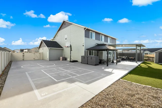 $572,000 | 2999 North Night Owl Avenue, Kuna, ID 83634