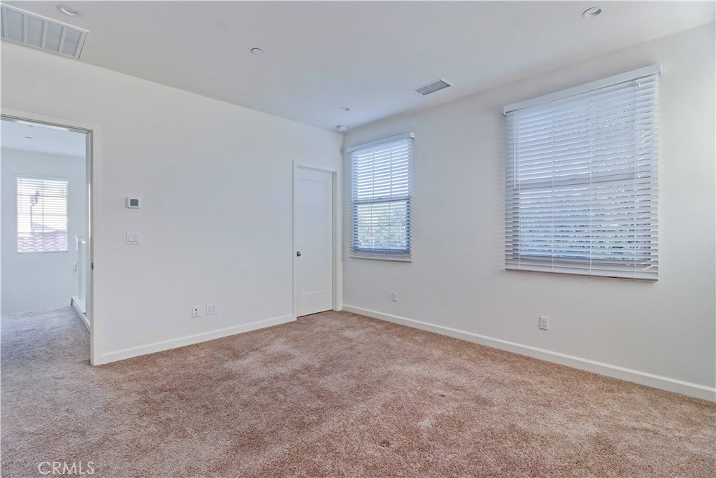 158 Falcon Irvine, CA 92618 - Photo 32 of 49