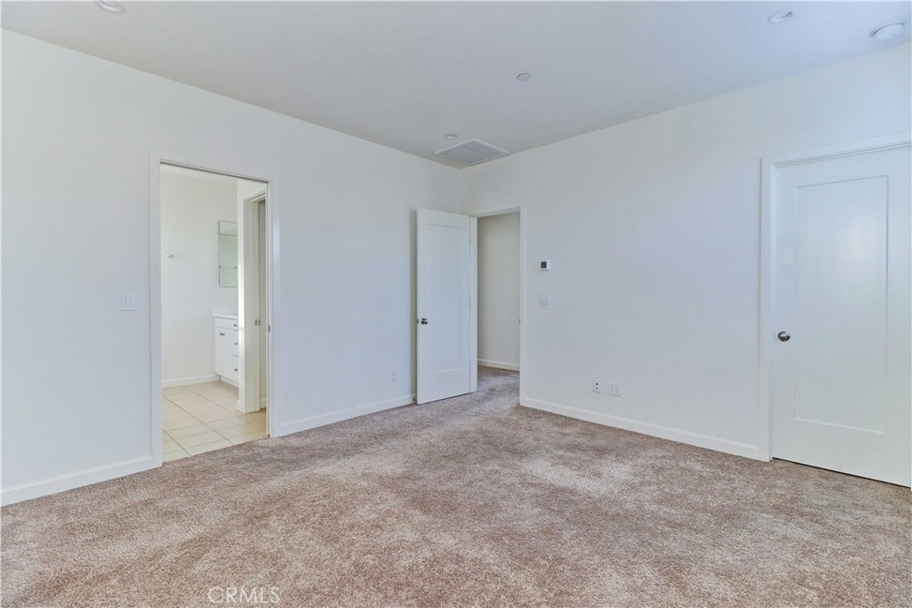 158 Falcon Irvine, CA 92618 - Photo 33 of 49