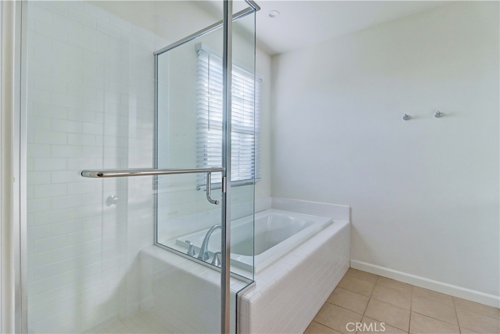 158 Falcon Irvine, CA 92618 - Photo 35 of 49