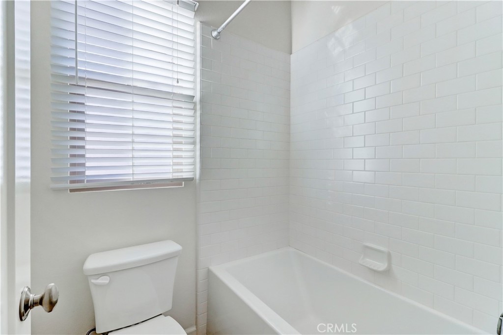 158 Falcon Irvine, CA 92618 - Photo 44 of 49