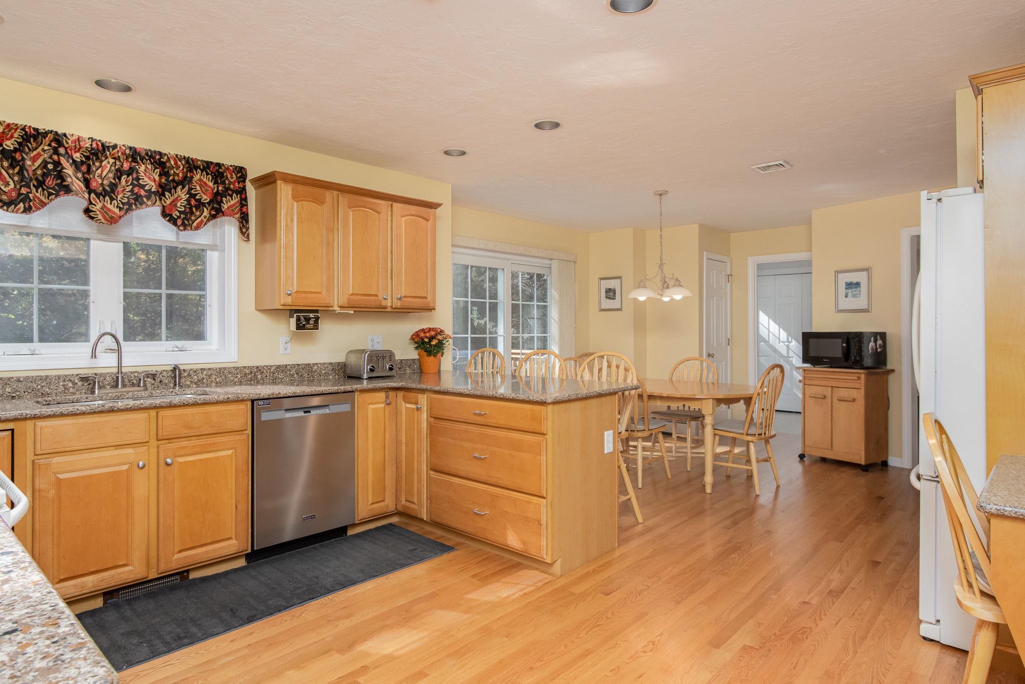 104 North Mason Road Brookline, NH 03033 - Photo 15 of 60