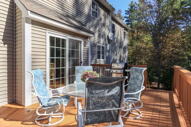 $729,900 | 104 North Mason Road, Brookline, NH 03033